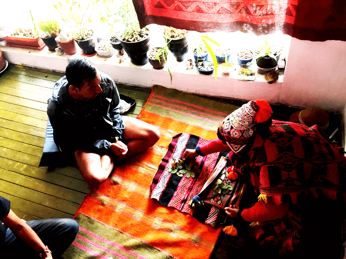 Reading of Coca Leaves Cusco
